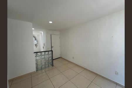 Apartamento para alugar com 40m², 2 quartos e 1 vagaSala
