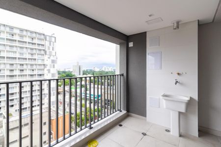 Varanda integrada com Área de Serviço de apartamento para alugar com 2 quartos, 62m² em Santo Amaro, São Paulo