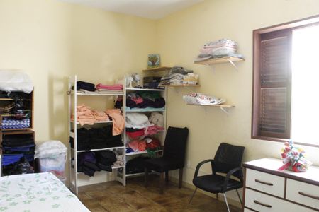 Casa de condomínio à venda com 600m², 6 quartos e 2 vagasQuarto 1