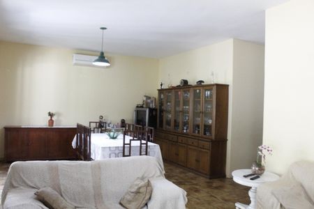 Casa de condomínio à venda com 600m², 6 quartos e 2 vagasSala 1