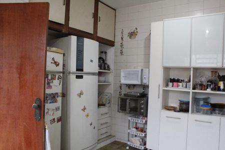 Casa de condomínio à venda com 600m², 6 quartos e 2 vagasCozinha