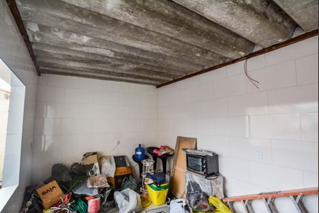 Casa à venda com 150m², 2 quartos e 2 vagasQuarto de Serviço