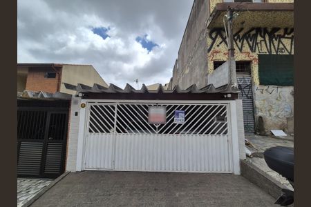 Casa à venda com 150m², 2 quartos e 2 vagasFachada