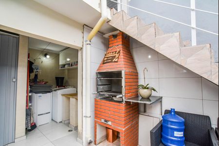 Casa à venda com 150m², 2 quartos e 2 vagasQuintal