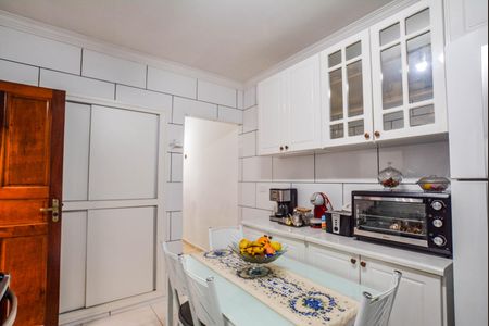 Casa à venda com 150m², 2 quartos e 2 vagasCozinha