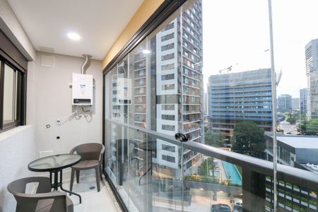 Varanda de kitnet/studio para alugar com 1 quarto, 27m² em Jardim das Acacias, São Paulo