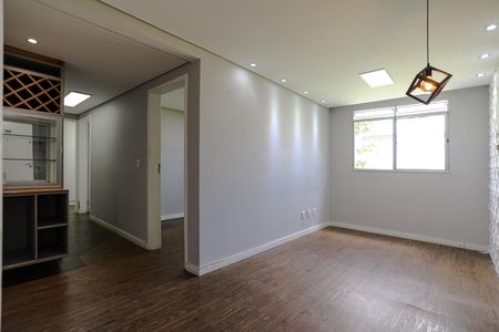 Sala de apartamento para alugar com 2 quartos, 54m² em Vila Mogilar, Mogi das Cruzes