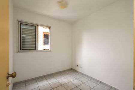 Quarto 1 de apartamento para alugar com 3 quartos, 72m² em Jardim Santa Emilia, São Paulo
