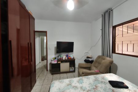 Casa à venda com 139m², 3 quartos e 5 vagas Casa à venda com 139m², 3 quartos e 5 vagasCasa 2 - Quarto