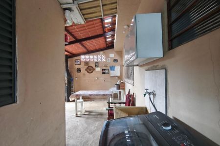 Casa à venda com 139m², 3 quartos e 5 vagas Casa à venda com 139m², 3 quartos e 5 vagasÁrea de Serviço