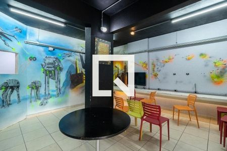 Apartamento à venda com 110m², 3 quartos e 2 vagas Apartamento à venda com 110m², 3 quartos e 2 vagasSala de Jogos