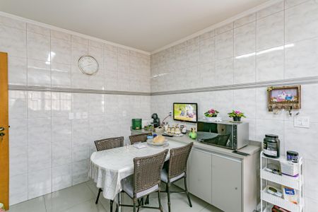 Casa à venda com 125m², 3 quartos e 2 vagas Casa à venda com 125m², 3 quartos e 2 vagasCozinha