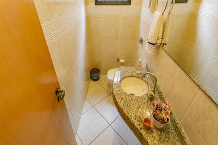 Casa à venda com 125m², 3 quartos e 2 vagas Casa à venda com 125m², 3 quartos e 2 vagasLavabo