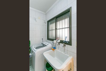 Casa à venda com 125m², 3 quartos e 2 vagas Casa à venda com 125m², 3 quartos e 2 vagasÁrea de Serviço