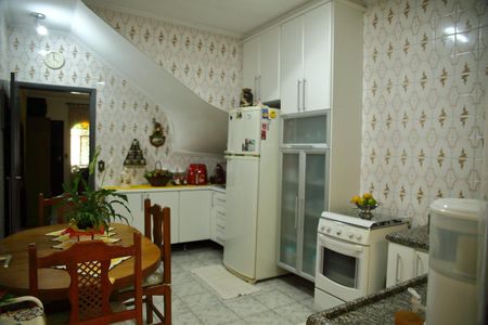 Casa à venda com 98m², 2 quartos e 1 vagaCozinha 