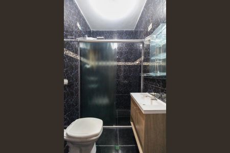 Apartamento para alugar com 120m², 2 quartos e 2 vagas Apartamento para alugar com 120m², 2 quartos e 2 vagasBanheiro da Suíte