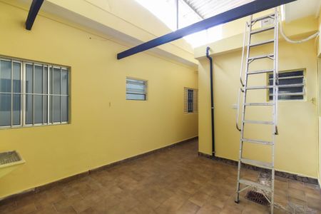 Apartamento para alugar com 120m², 2 quartos e 2 vagas Apartamento para alugar com 120m², 2 quartos e 2 vagasQuintal - Área de Serviço