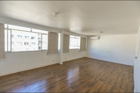 Apartamento à venda com 145m², 2 quartos e 1 vagaTerraço