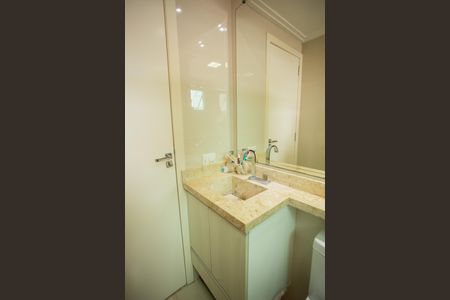 Apartamento à venda com 48m², 2 quartos e 1 vaga Apartamento à venda com 48m², 2 quartos e 1 vagaBANHEIRO