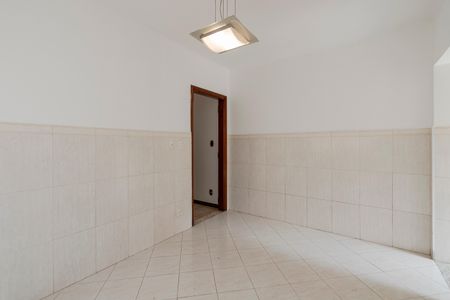 Casa para alugar com 220m², 3 quartos e 3 vagasCopa