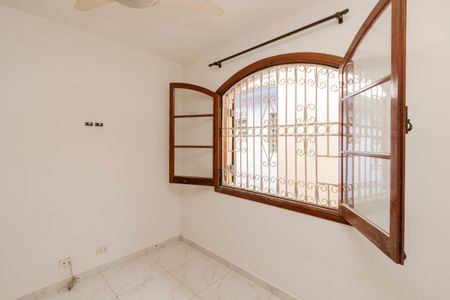 Casa para alugar com 220m², 3 quartos e 3 vagasQuarto 2