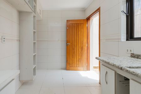 Casa para alugar com 220m², 3 quartos e 3 vagasCozinha