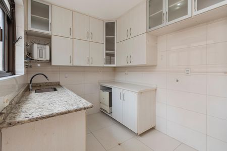 Casa para alugar com 220m², 3 quartos e 3 vagasCozinha