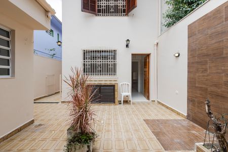 Casa para alugar com 220m², 3 quartos e 3 vagasQuintal