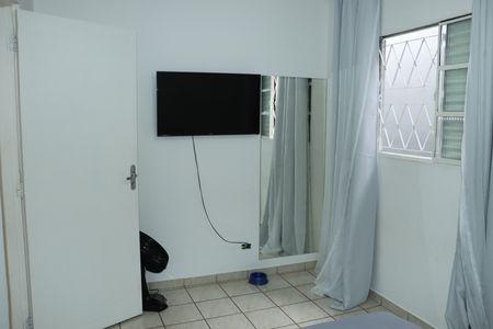 Casa para alugar com 2 quartos, 146m² em Jardim Santo Eduardo, Embu das Artes