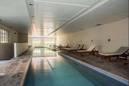 Apartamento à venda com 207m², 3 quartos e 3 vagasÁrea comum - Piscina