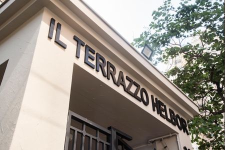 Apartamento à venda com 207m², 3 quartos e 3 vagasFrente