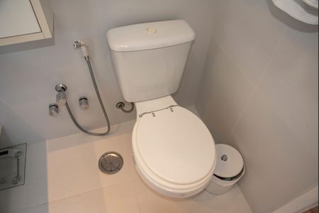 Apartamento à venda com 207m², 3 quartos e 3 vagasBanheiro da Suíte 2