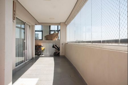 Apartamento à venda com 207m², 3 quartos e 3 vagasVaranda