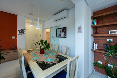 Apartamento para alugar com 3 quartos, 109m² em Ponta da Praia, Santos