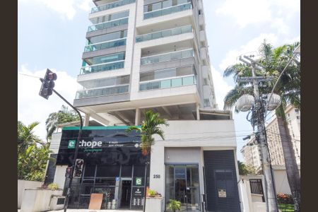 Apartamento para alugar com 60m², 2 quartos e 1 vagaFachada