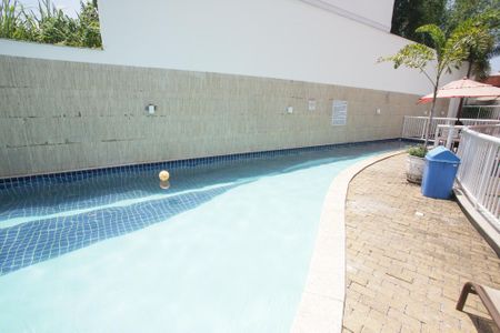 Apartamento para alugar com 60m², 2 quartos e 1 vagaÁrea comum - Piscina