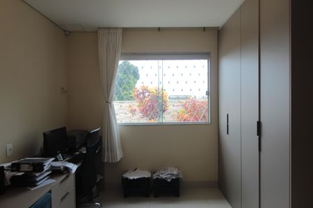 Casa à venda com 200m², 4 quartos e 2 vagasQuarto 1