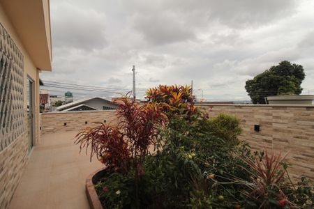 Casa à venda com 200m², 4 quartos e 2 vagasÁrea Externa