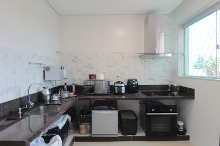 Casa à venda com 200m², 4 quartos e 2 vagasCozinha