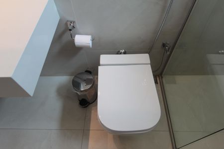 Casa à venda com 200m², 4 quartos e 2 vagasBanheiro da Suite