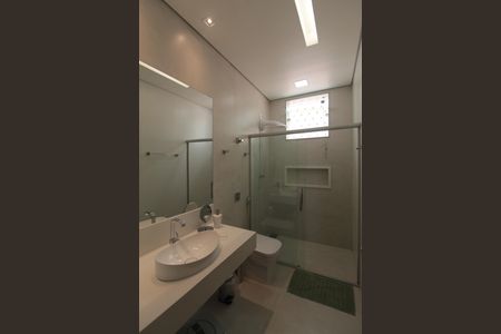 Casa à venda com 200m², 4 quartos e 2 vagasBanheiro Social 1