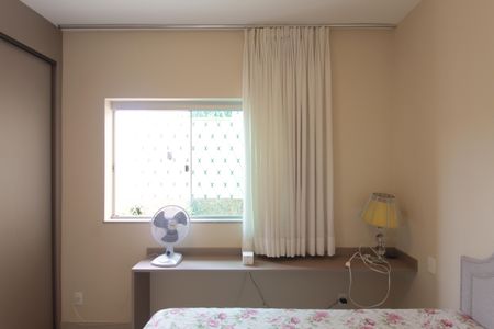 Casa à venda com 200m², 4 quartos e 2 vagasQuarto 2