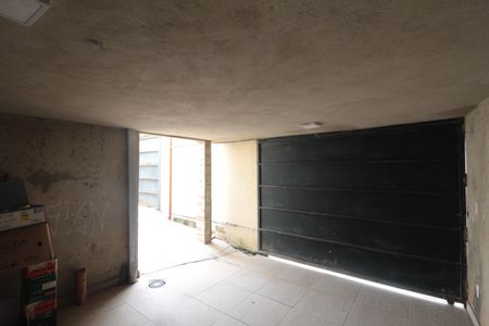 Casa à venda com 200m², 4 quartos e 2 vagasGaragem