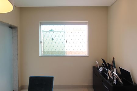 Casa à venda com 200m², 4 quartos e 2 vagasCopa