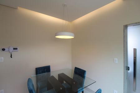 Casa à venda com 200m², 4 quartos e 2 vagasCopa