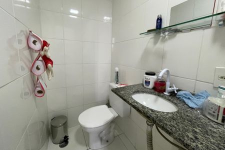 Banheiro de apartamento para alugar com 1 quarto, 40m² em Parque Anhanguera, São Paulo