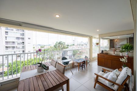 Apartamento à venda com 127m², 4 quartos e 3 vagasVaranda