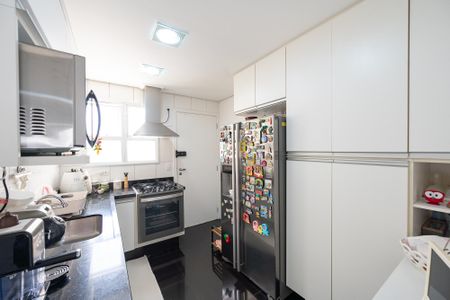 Apartamento à venda com 127m², 4 quartos e 3 vagasCozinha