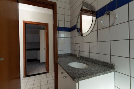 Apartamento para alugar com 70m², 2 quartos e 1 vaga Apartamento para alugar com 70m², 2 quartos e 1 vagaBanheiro Social