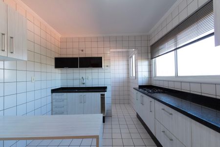 Apartamento para alugar com 70m², 2 quartos e 1 vaga Apartamento para alugar com 70m², 2 quartos e 1 vagaCozinha